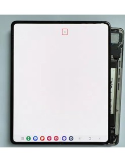 DISPLAY SAMSUNG FOLD 3 CON LEVE DETALLE